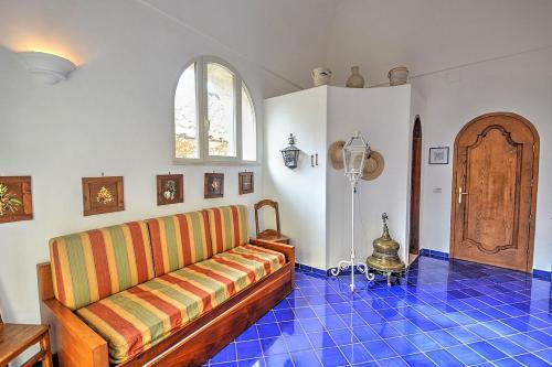 Positano Villa Sleeps 6 Air Con Wifi