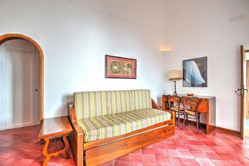 Positano Villa Sleeps 6 Air Con Wifi