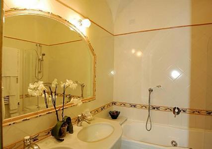Positano Villa Sleeps 2 Air Con Wifi