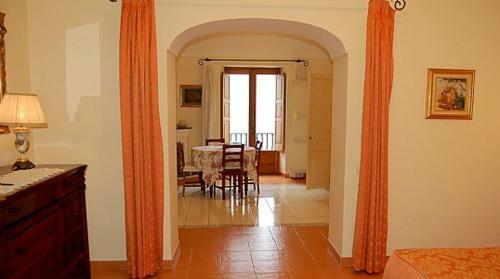 Positano Villa Sleeps 2 Air Con Wifi
