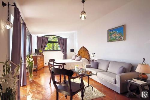 Positano Villa Sleeps 14 Pool Air Con Wifi