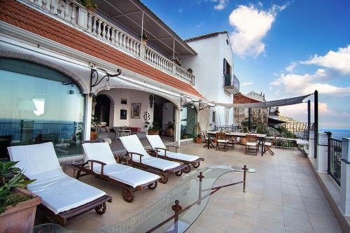 Positano Apartment Sleeps 6 Air Con Wifi