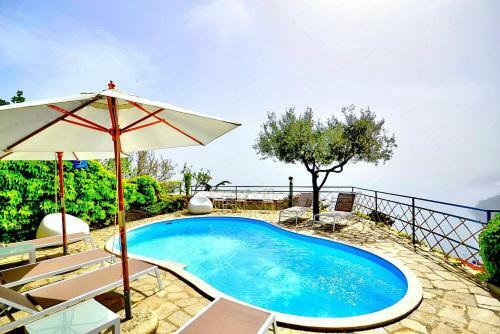 Nocelle Villa Sleeps 6 Pool Air Con Wifi