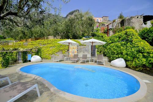 Nocelle Villa Sleeps 6 Pool Air Con Wifi