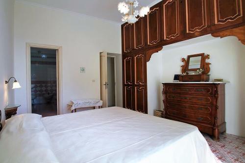 Positano Villa Sleeps 2 Air Con Wifi