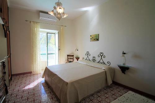 Positano Villa Sleeps 2 Air Con Wifi
