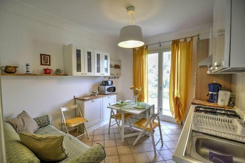 Positano Villa Sleeps 3 Air Con Wifi
