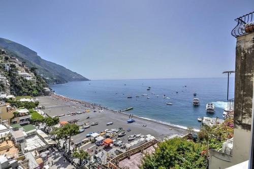 Positano Villa Sleeps 5 Air Con Wifi
