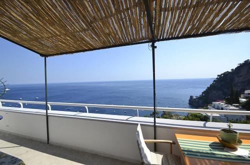 Positano Villa Sleeps 4 Air Con Wifi