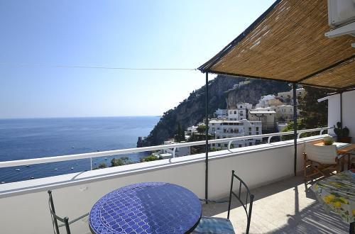 Positano Villa Sleeps 4 Air Con Wifi