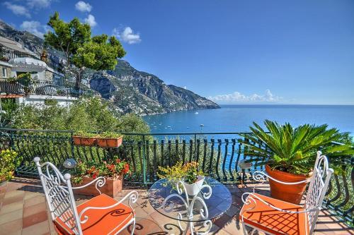 Positano Villa Sleeps 8 Pool Air Con Wifi
