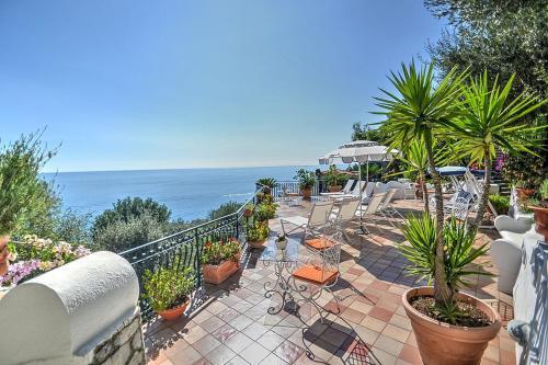 Positano Villa Sleeps 8 Pool Air Con Wifi