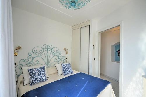 Positano Villa Sleeps 8 Pool Air Con Wifi