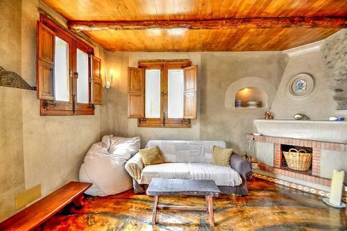 Positano Villa Sleeps 2 Pool Air Con Wifi