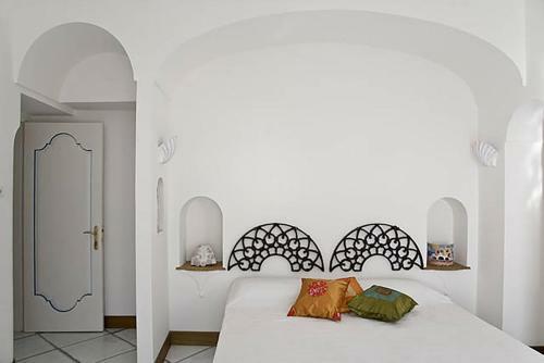 Amore Rentals - Villa Le Sirene 1