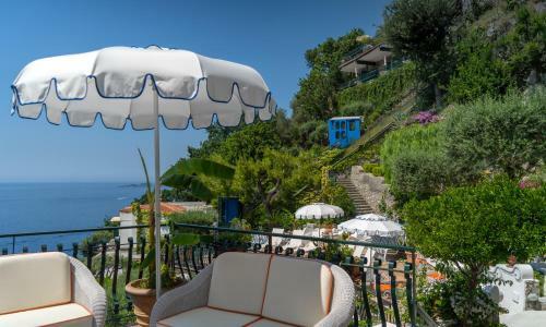 Villa In Positano Sleeps 8 With Pool Air Con And Wifi