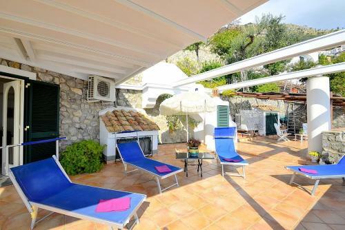 Praiano Villa Sleeps 4 Air Con Wifi