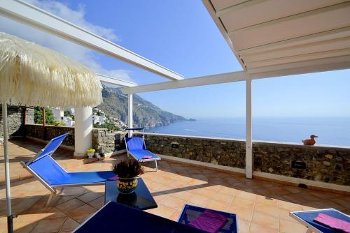 Praiano Villa Sleeps 4 Air Con Wifi