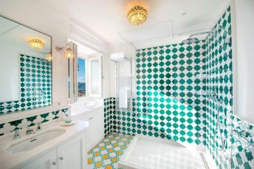 Villa The Mediterranean Arthouse - Stunning Sea View