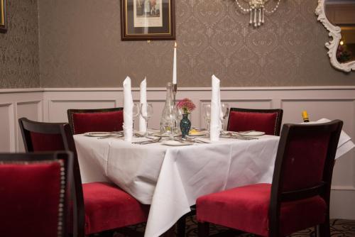 Devon Inn Hotel