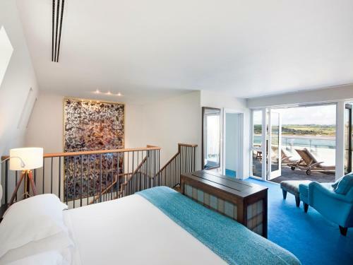 Cliff House Hotel