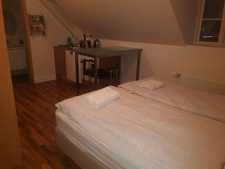 Hostal M�nagisting Guesthouse