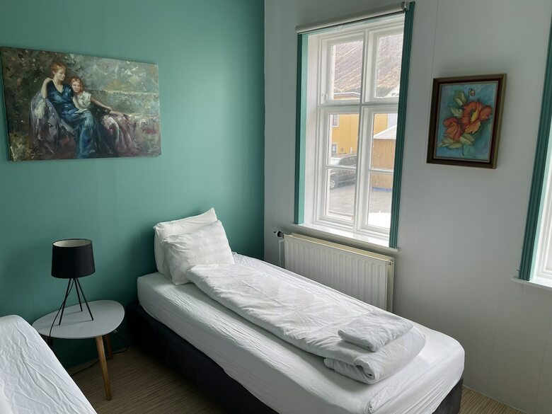 Hostal M�nagisting Guesthouse