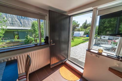 S�lheimar Studio Apartment