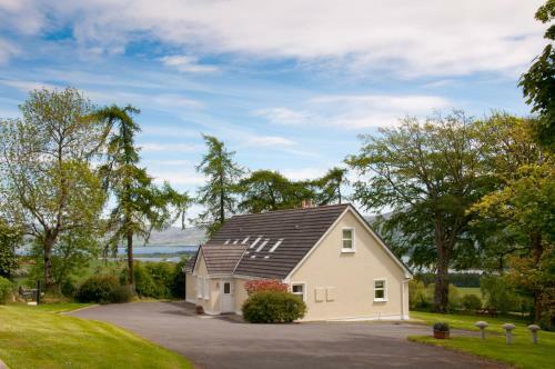 Abhainn Ri Self Catering Cottages