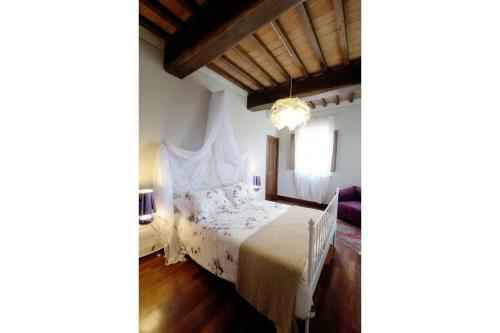 Puliciano Villa Sleeps 16 With Pool Air Con And Wifi