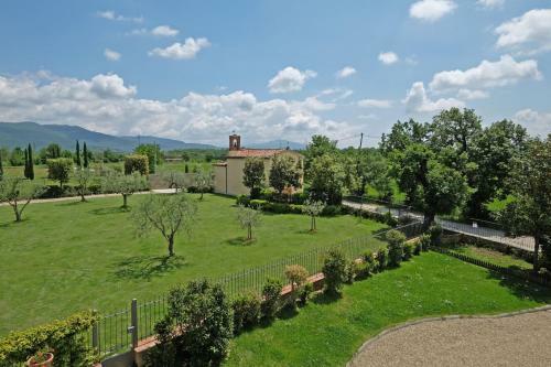 Puliciano Villa Sleeps 16 With Pool Air Con And Wifi