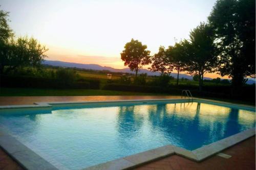 Puliciano Villa Sleeps 16 With Pool Air Con And Wifi