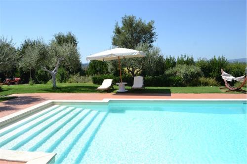 Puliciano Villa Sleeps 16 With Pool Air Con And Wifi