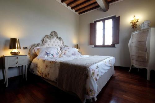 Puliciano Villa Sleeps 16 With Pool Air Con And Wifi