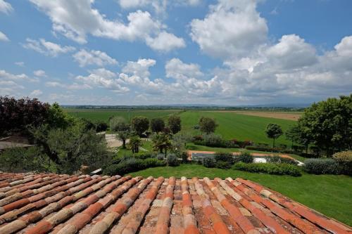 Puliciano Villa Sleeps 16 With Pool Air Con And Wifi