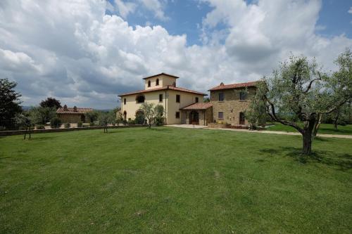 Puliciano Villa Sleeps 16 With Pool Air Con And Wifi