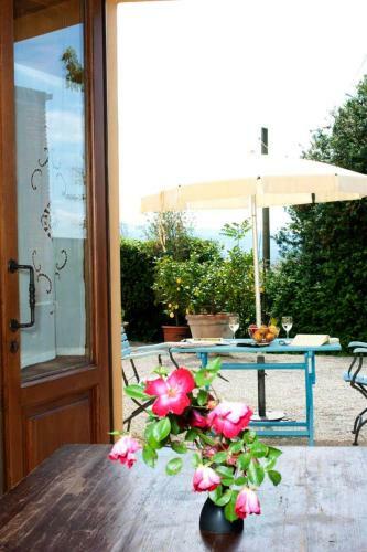 Apartment With One Bedroom In Castelfranco Piandisco With Shared Pool