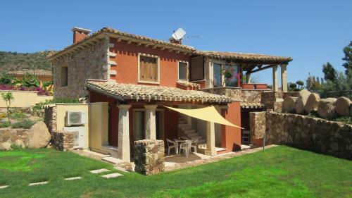 Villa Zippiri Is Molas Pula