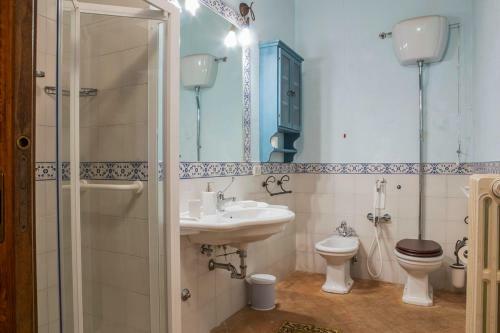 Quadro Villa Sleeps 14 With Pool