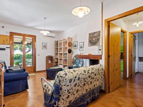 Garden-view Villa In Ragusa With Private Pool