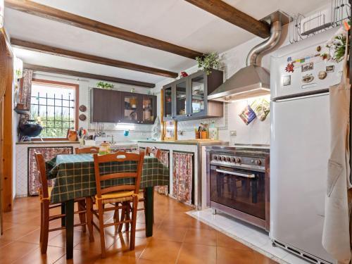 Garden-view Villa In Ragusa With Private Pool