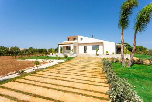 Villa Akos
