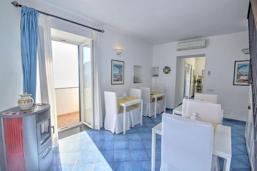 Ravello Villa Sleeps 10 Pool Air Con Wifi