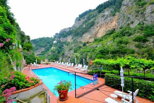 Ravello Villa Sleeps 2 Pool