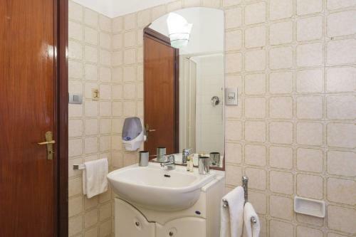 Apartamento Casa Anna Sea View, Pool, Parking & Wifi