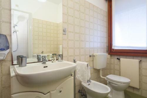 Apartamento Casa Anna Sea View, Pool, Parking & Wifi