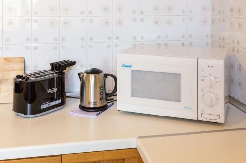 Apartamento Casa Anna Sea View, Pool, Parking & Wifi