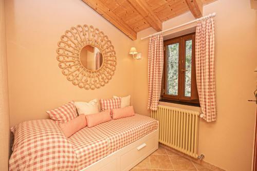 Villa Homes In Genoa - Charming Cottage