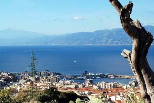 Apartment With 2 Bedrooms In Reggio Calabria