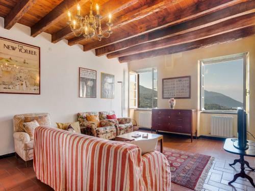 Dreamy Holiday Home In Recco With Swimming Pool
